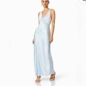 Elliatt Sky Blue V neck Sleeveless Maxi Dress removable pearl pin new shelf pull